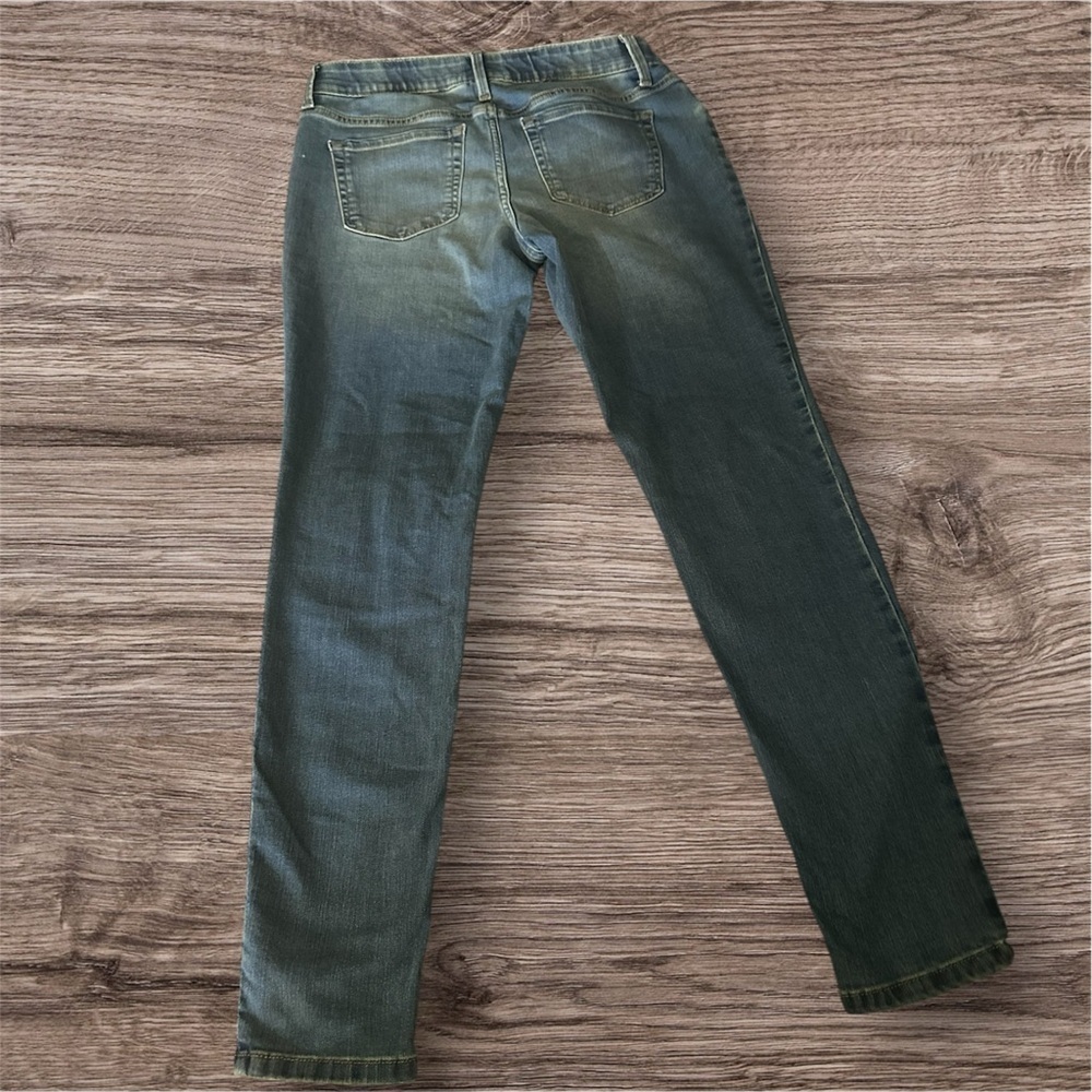 Isabel Maternity by Ingrid & Isabel Straight Leg Blue Jeans - Picture 4 of 4